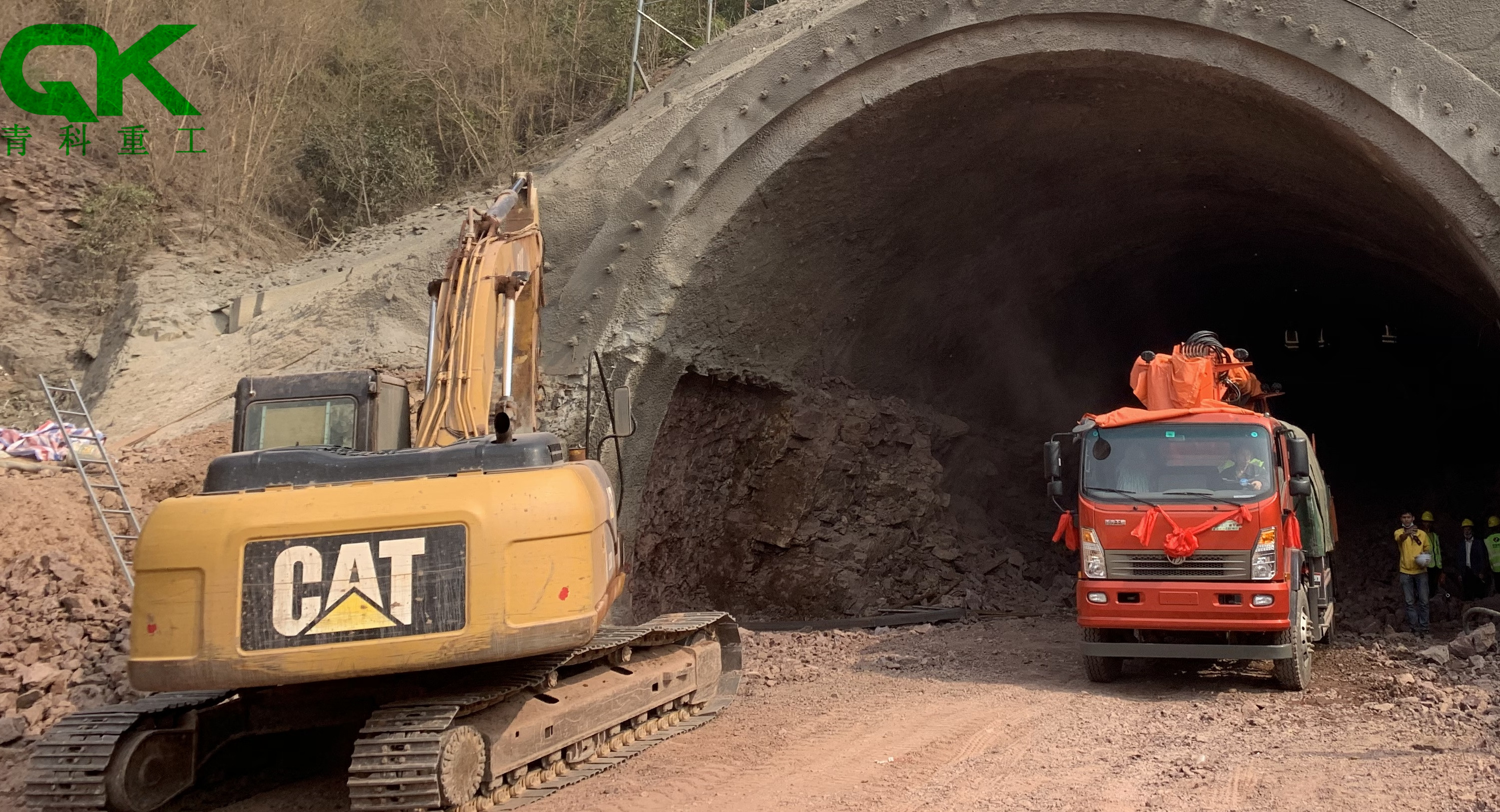 湿喷台车、湿喷机械手、机械手、青科重工、混凝土泵、细石泵