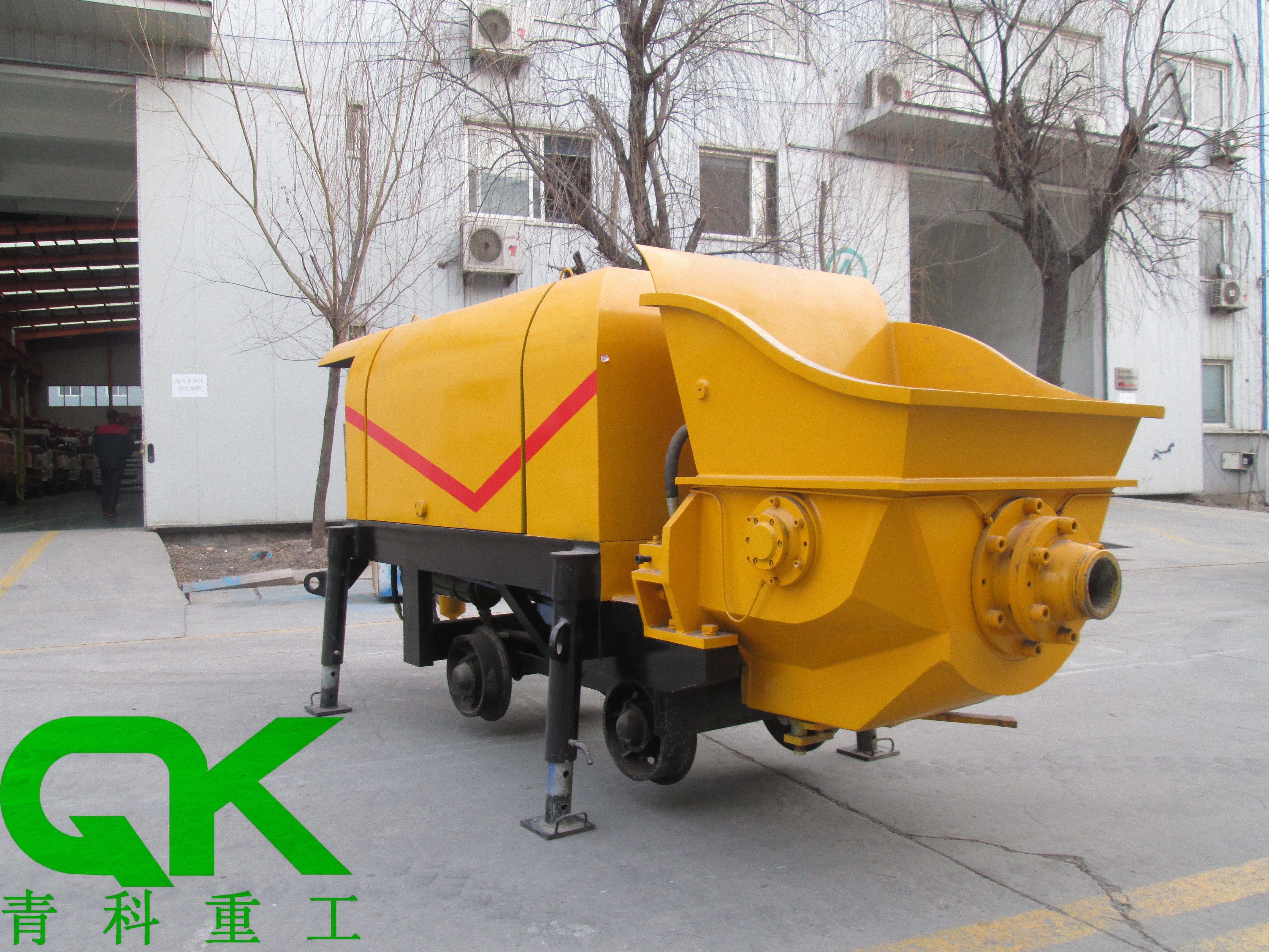 混凝土泵厂家混凝土泵、地泵、细石泵、混凝土泵、青科重工