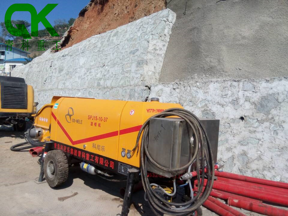 搅拌拖泵、混凝土泵、青科重工、细石泵、湿喷台车