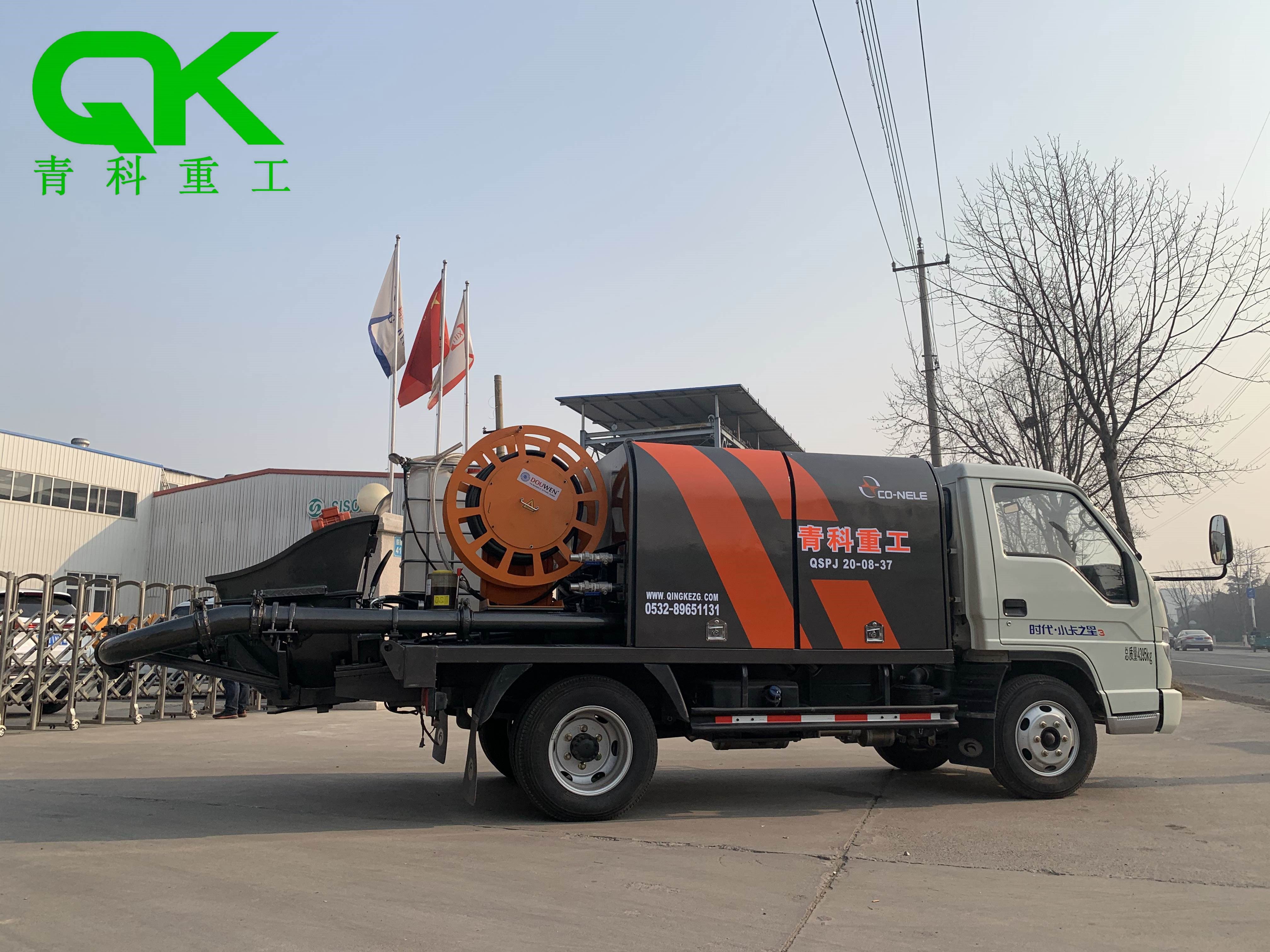 搅拌拖泵、混凝土泵、青科重工、细石泵、湿喷台车