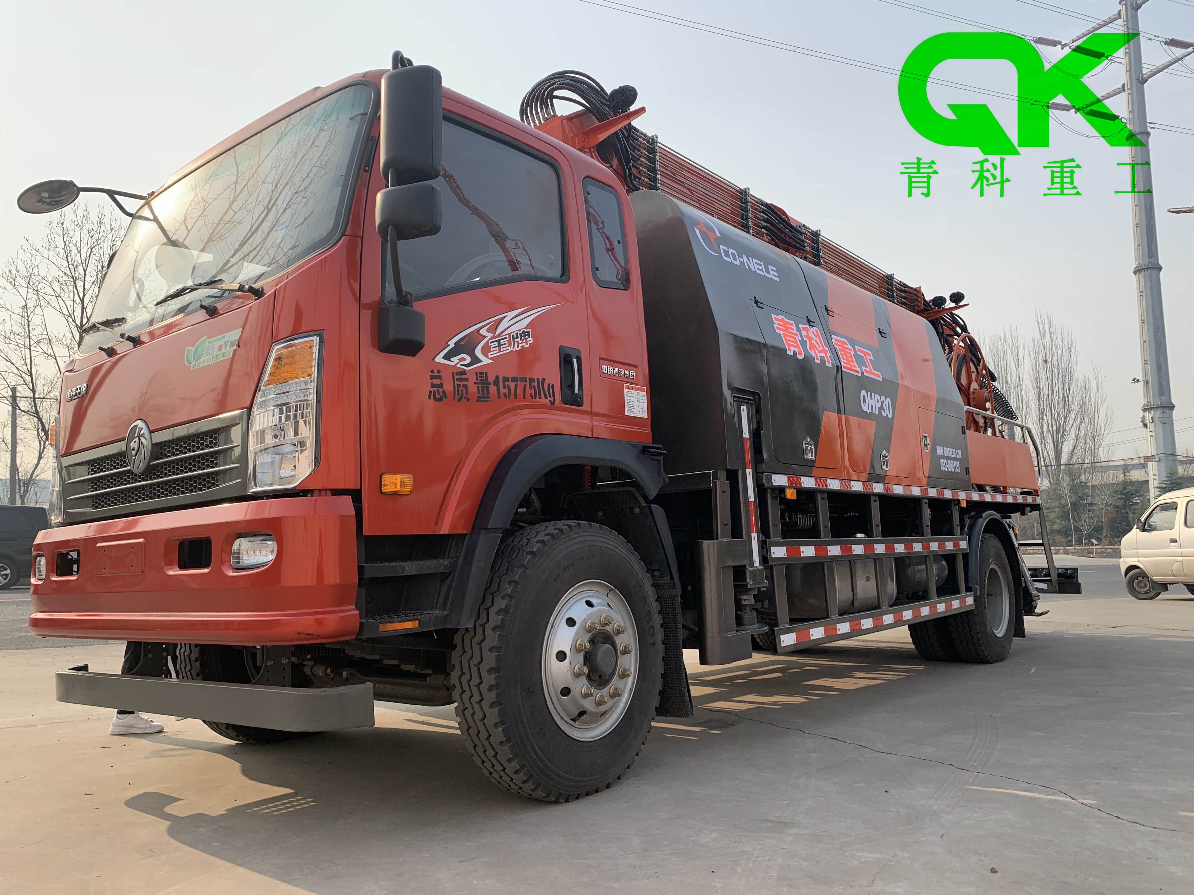 搅拌拖泵、混凝土泵、青科重工、细石泵、湿喷台车