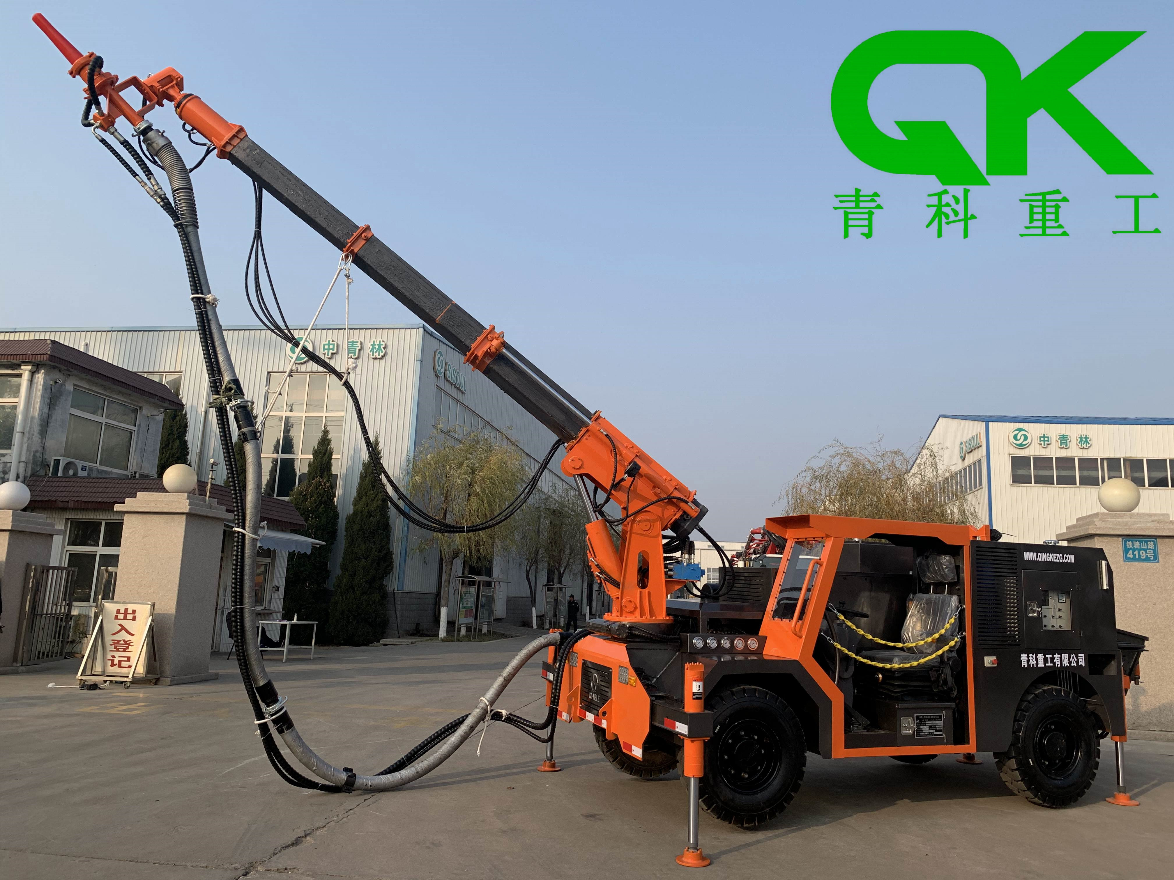 搅拌拖泵、混凝土泵、青科重工、细石泵、湿喷台车