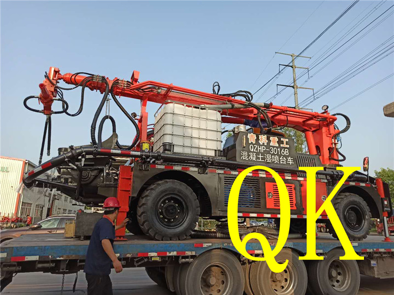  混凝土泵 青科重工 湿喷台车