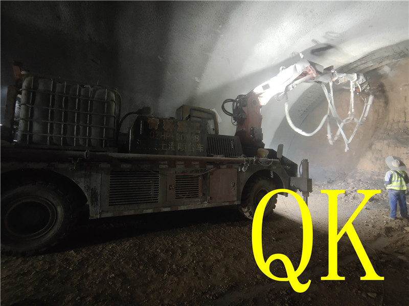 混凝土泵 青科重工 湿喷台车 混凝土泵 青科重工 湿喷台车