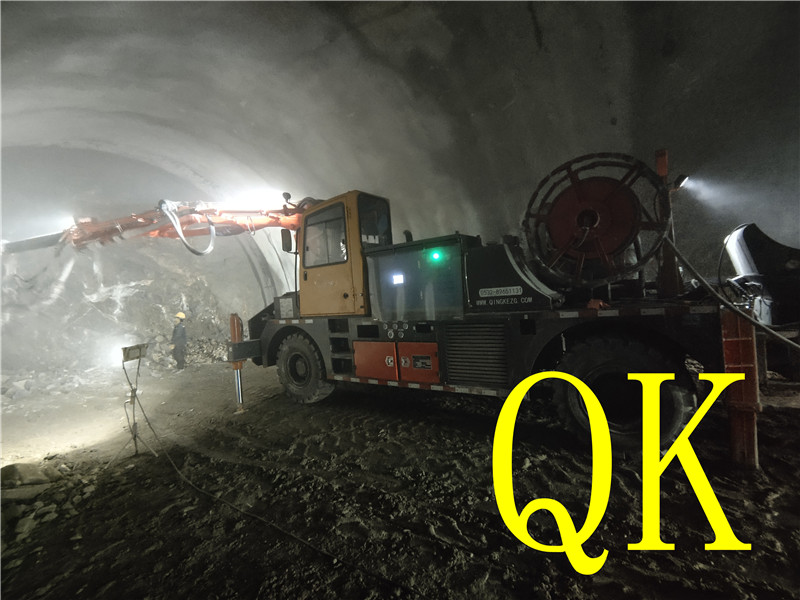 混凝土泵 青科重工 湿喷台车