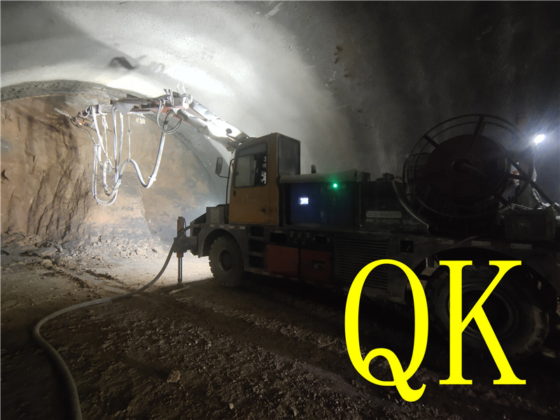 混凝土泵 青科重工 湿喷台车 混凝土泵 青科重工 湿喷台车