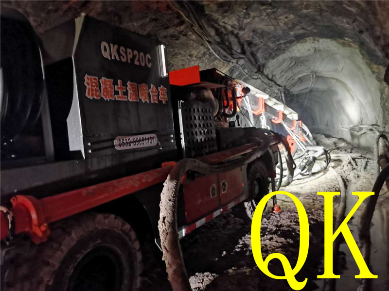 混凝土泵 青科重工 湿喷台车 混凝土泵 青科重工 湿喷台车