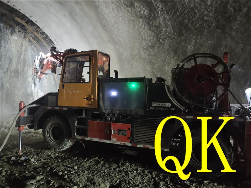 混凝土泵 青科重工 湿喷台车 混凝土泵 青科重工 湿喷台车