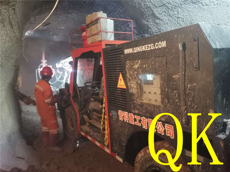 混凝土泵 青科重工 湿喷台车 混凝土泵 青科重工 湿喷台车