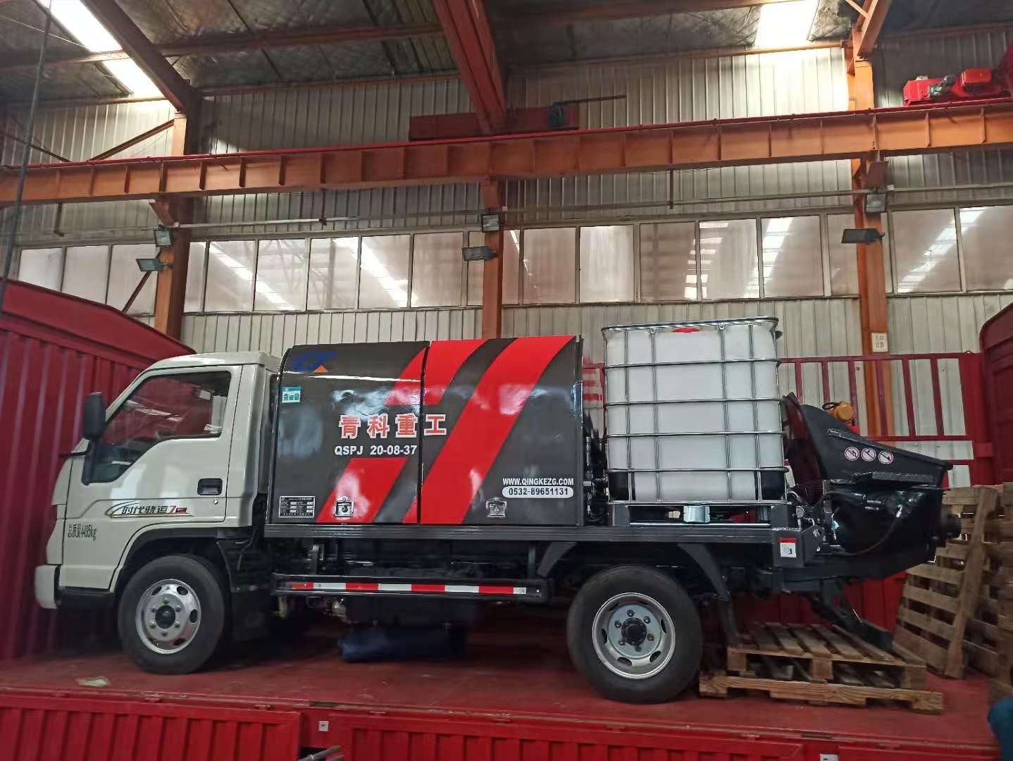 混凝土泵 湿喷台车 湿喷机 混凝土泵 湿喷台车 湿喷机