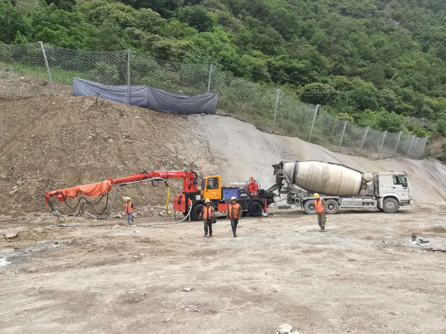 混凝土泵 青科重工 湿喷台车
