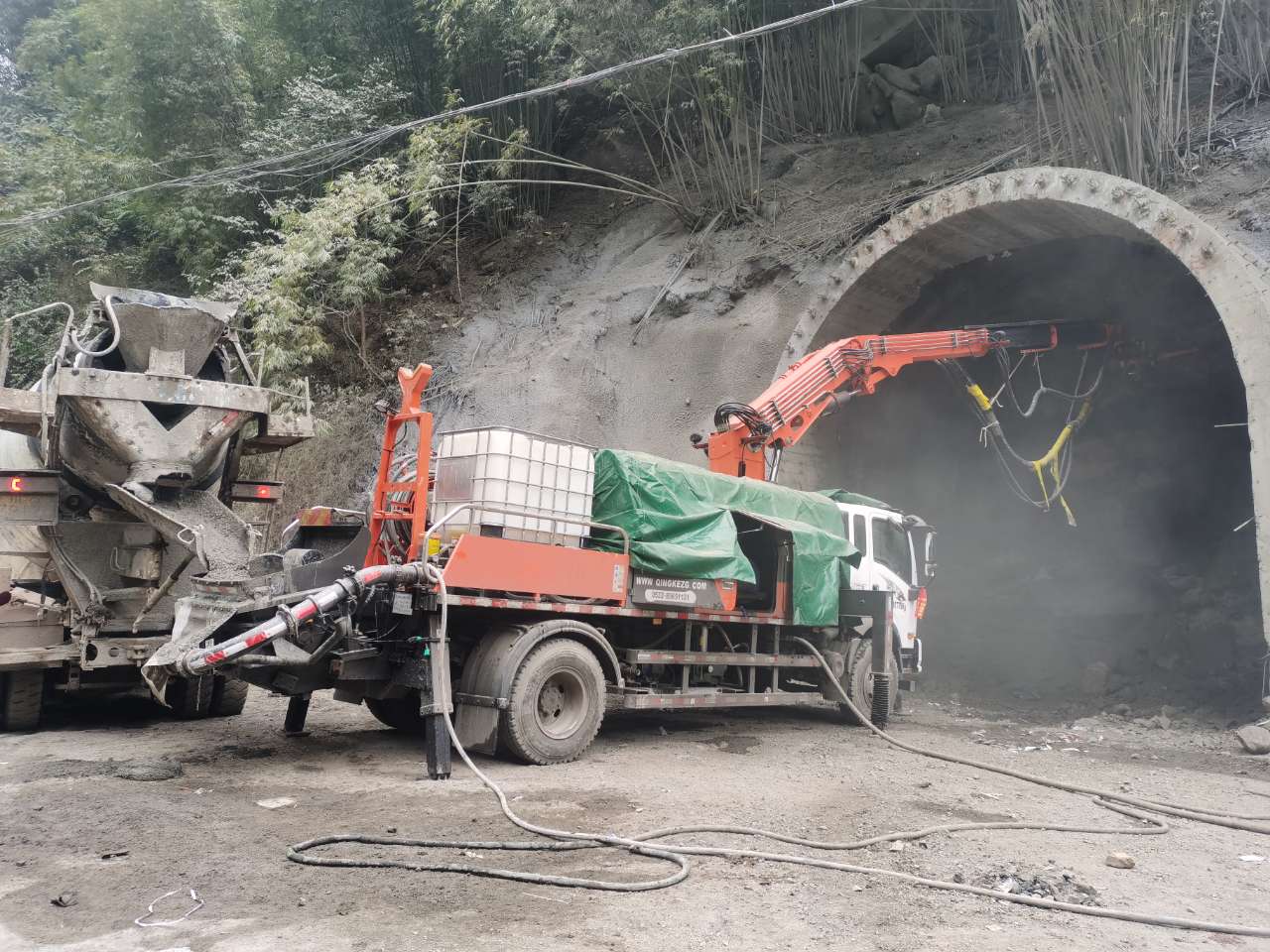 混凝土泵 湿喷台车 青科重工