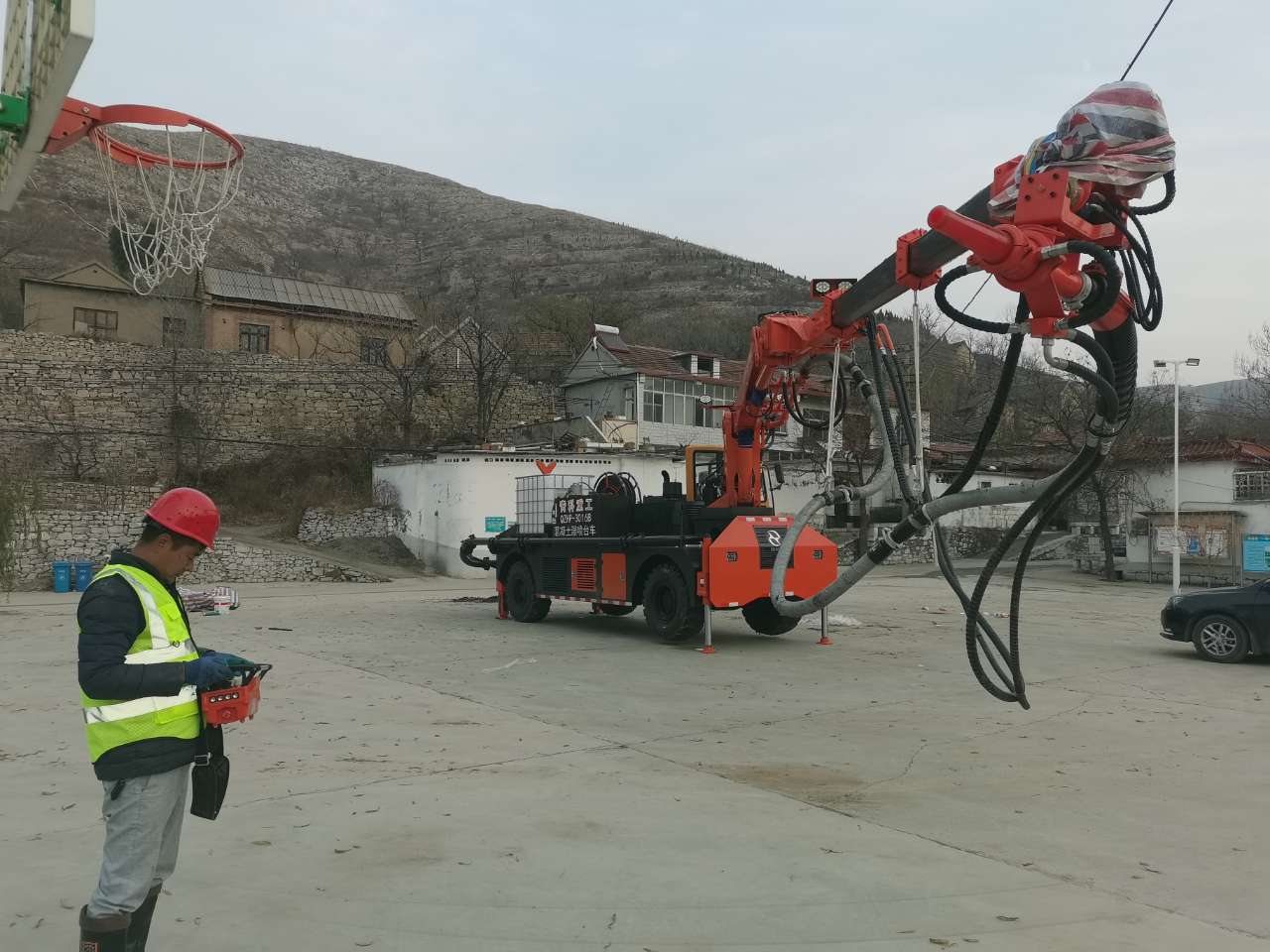 混凝土泵 青科重工 湿喷台车 混凝土泵 青科重工 湿喷台车