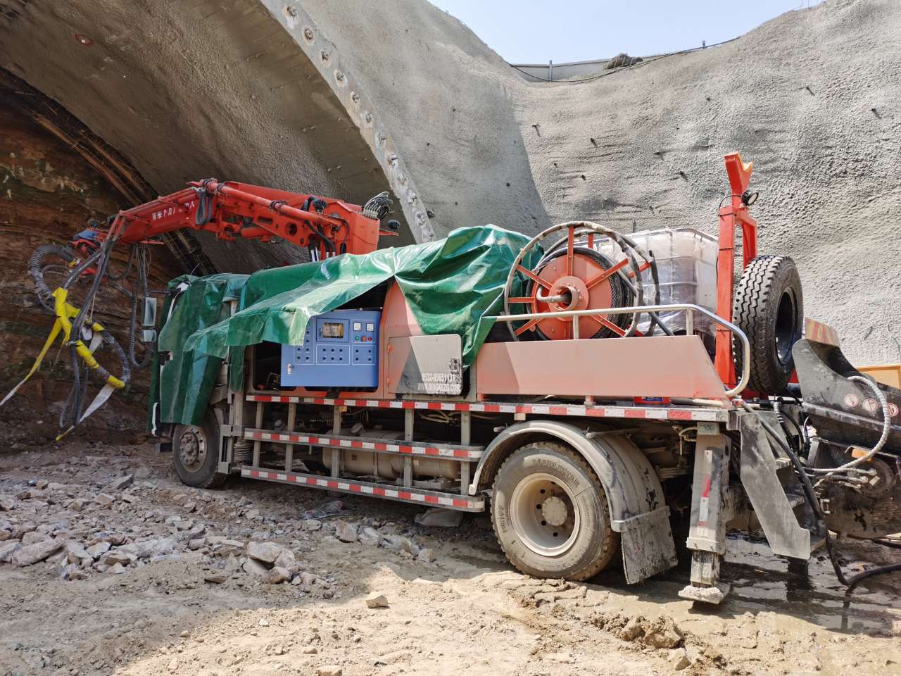 混凝土泵 青科重工 湿喷台车