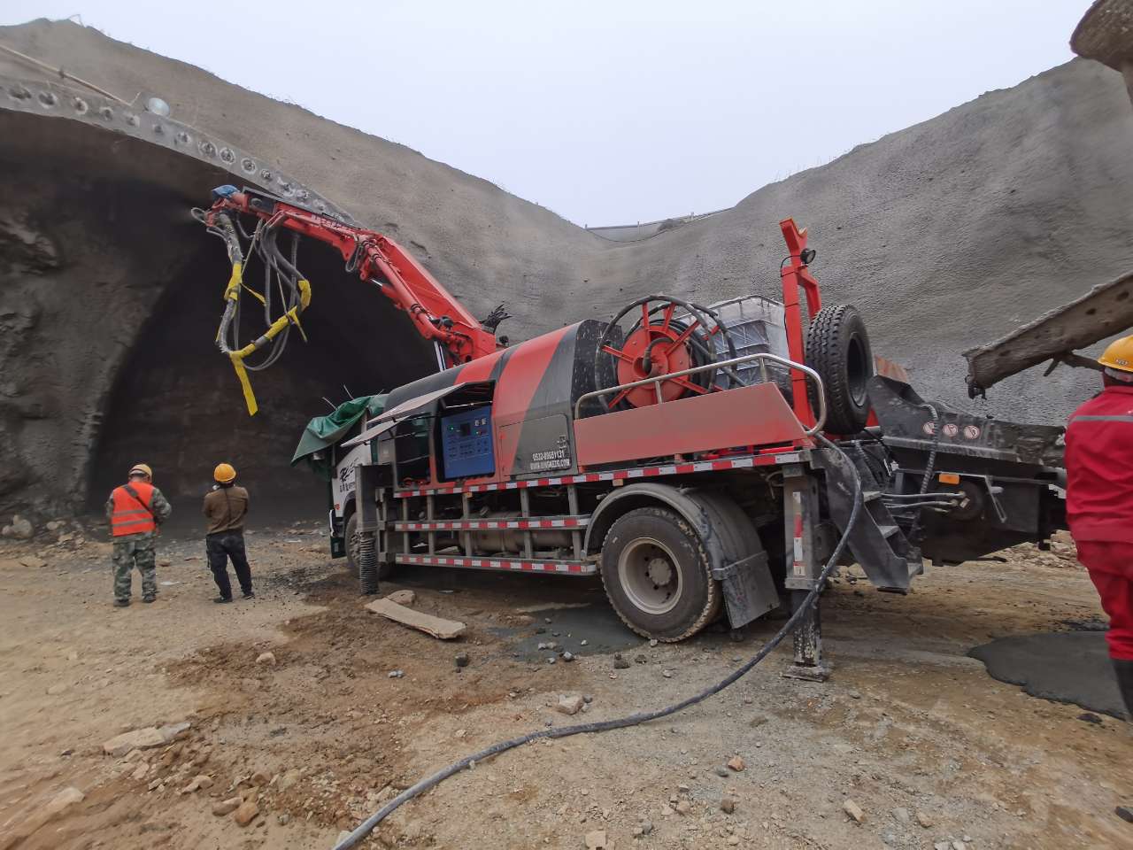 混凝土泵 青科重工 湿喷台车