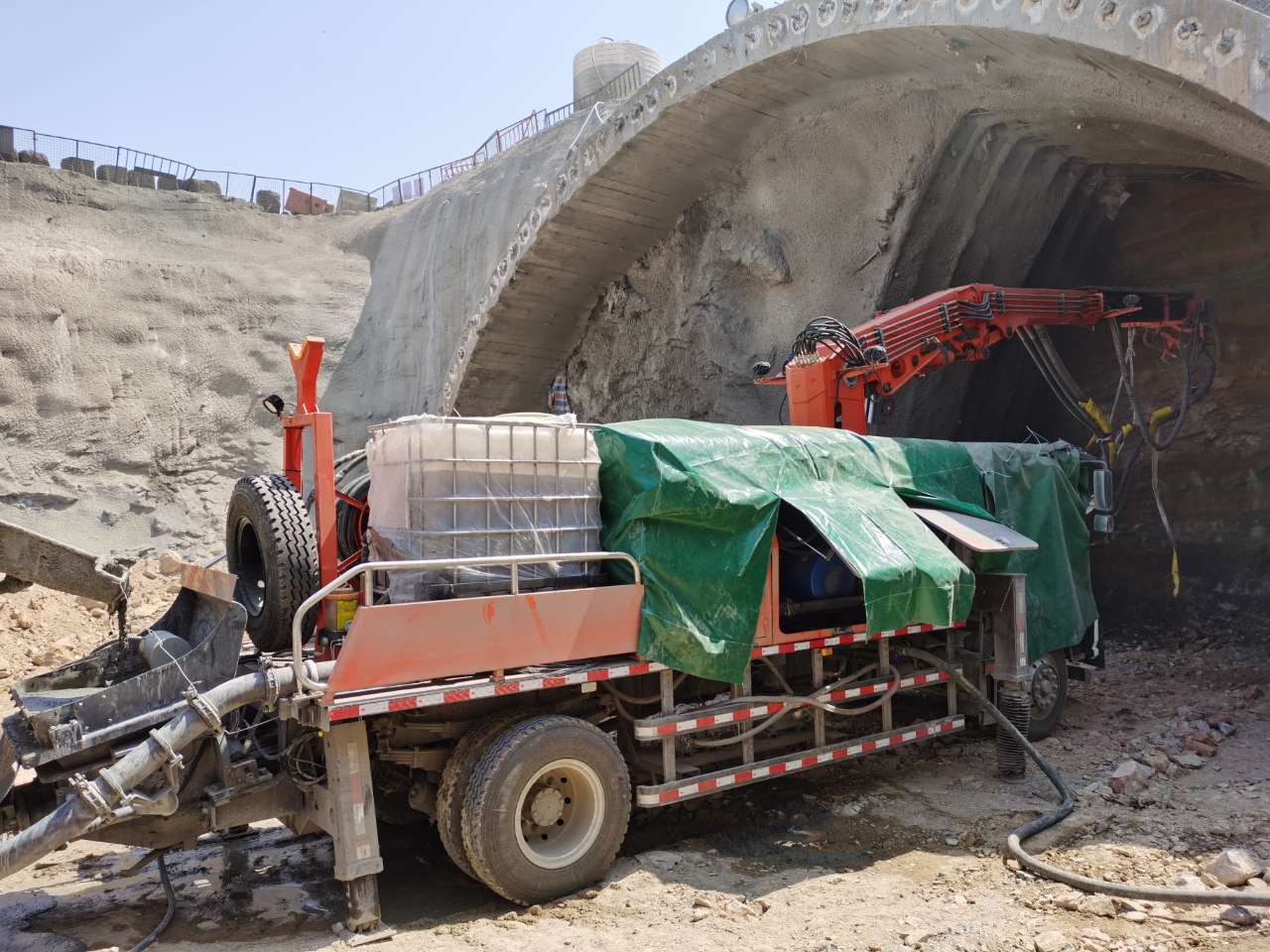 混凝土泵 青科重工 湿喷台车
