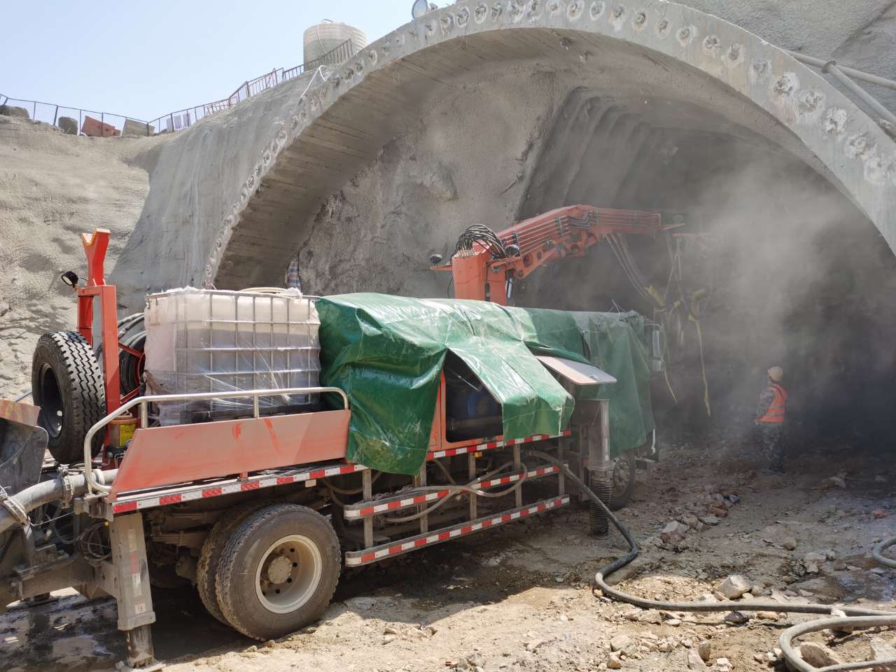 混凝土泵 青科重工 湿喷台车