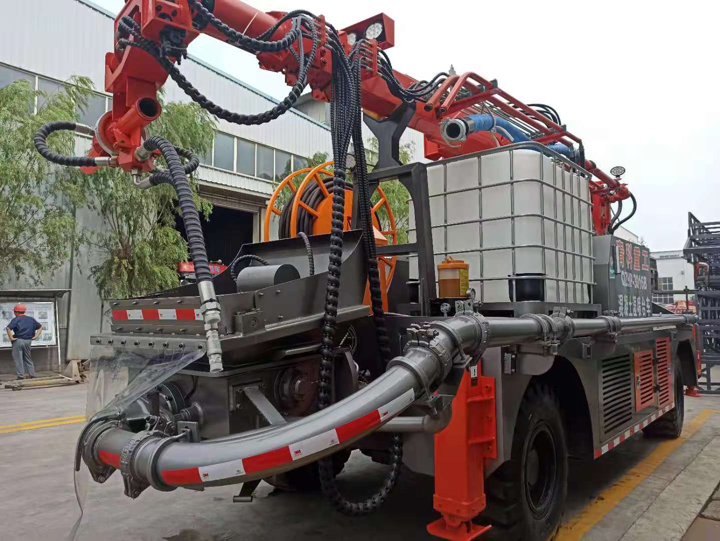 混凝土泵 青科重工 湿喷台车