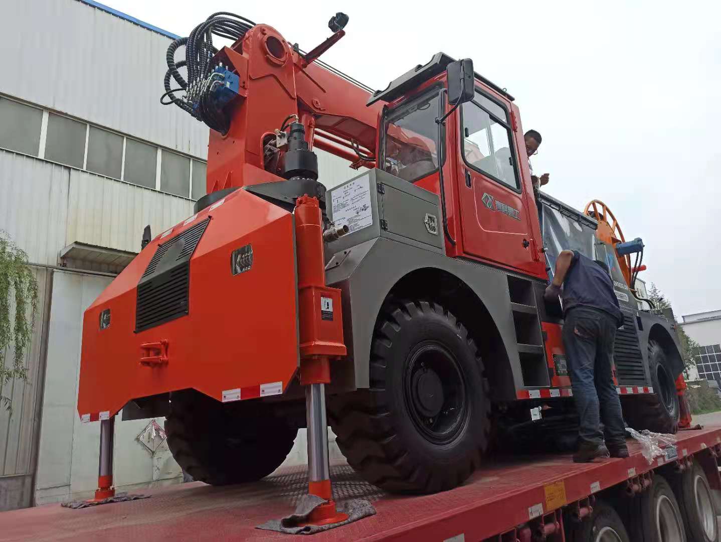 混凝土泵 青科重工 湿喷台车 混凝土泵 青科重工 湿喷台车