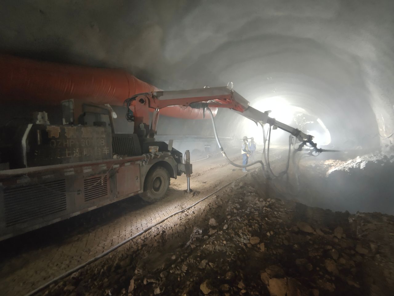 湿喷台车 青科重工 混凝土泵
