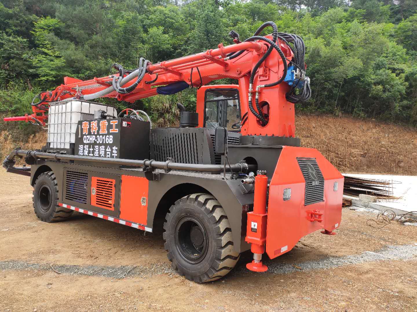 混凝土泵 湿喷台车 青科重工