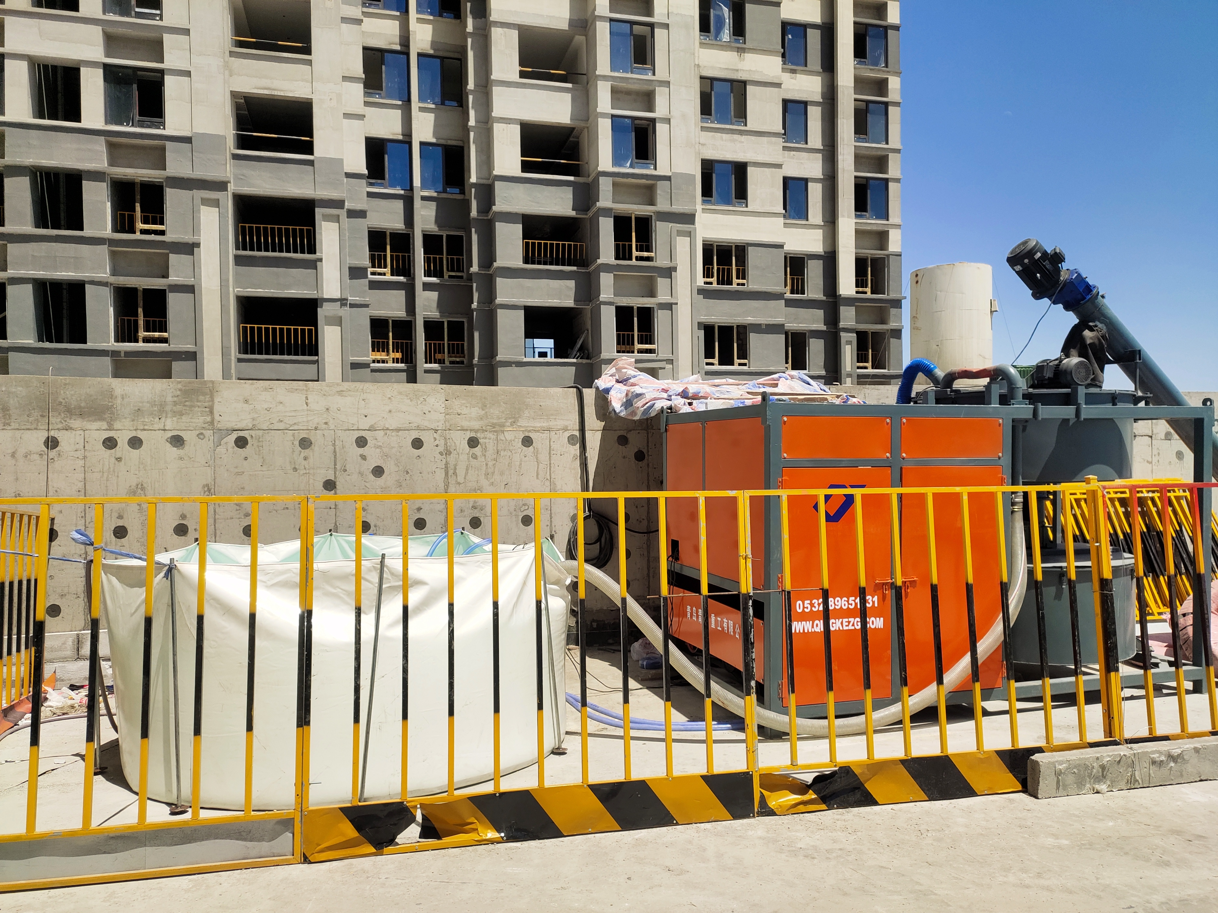 混凝土泵 自流平设备 青科重工